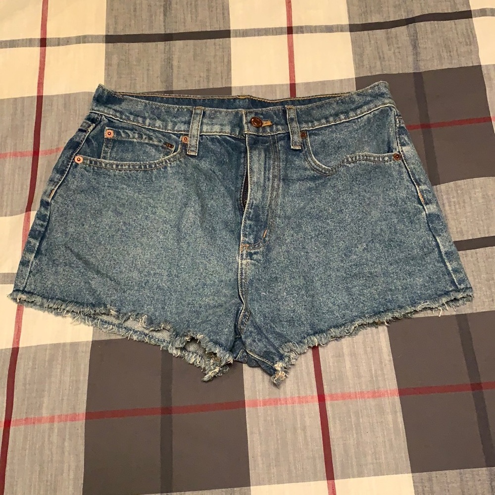 Pink by Victoria’s Secret women’s shorts